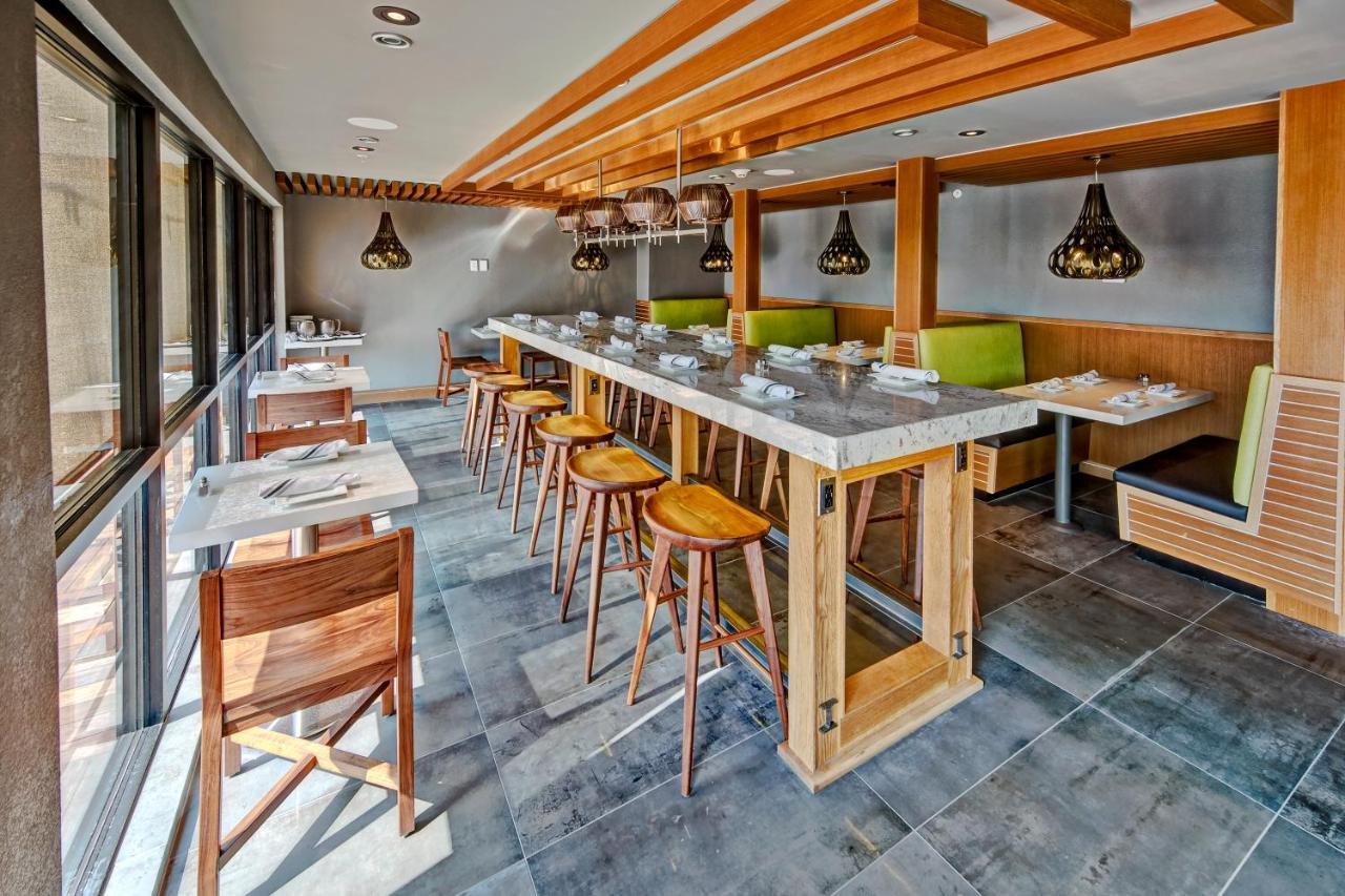 Courtyard By Marriott Oxford Hotel Buitenkant foto