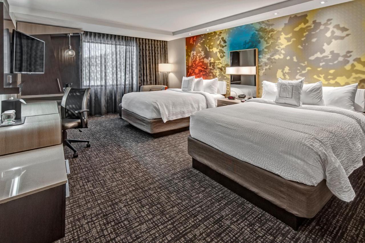 Courtyard By Marriott Oxford Hotel Buitenkant foto