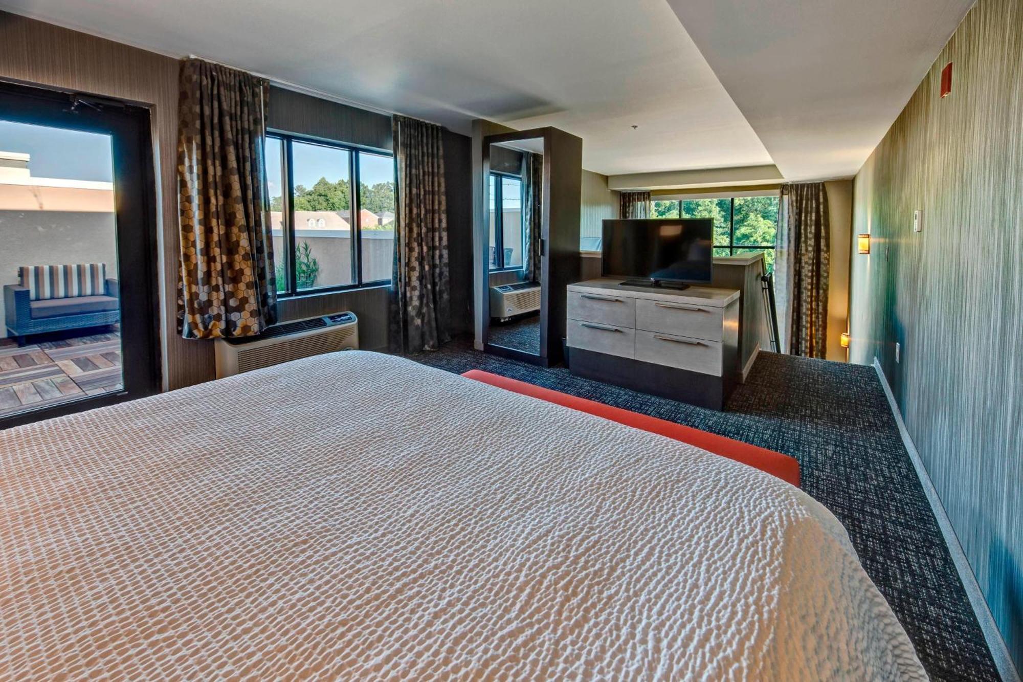 Courtyard By Marriott Oxford Hotel Buitenkant foto