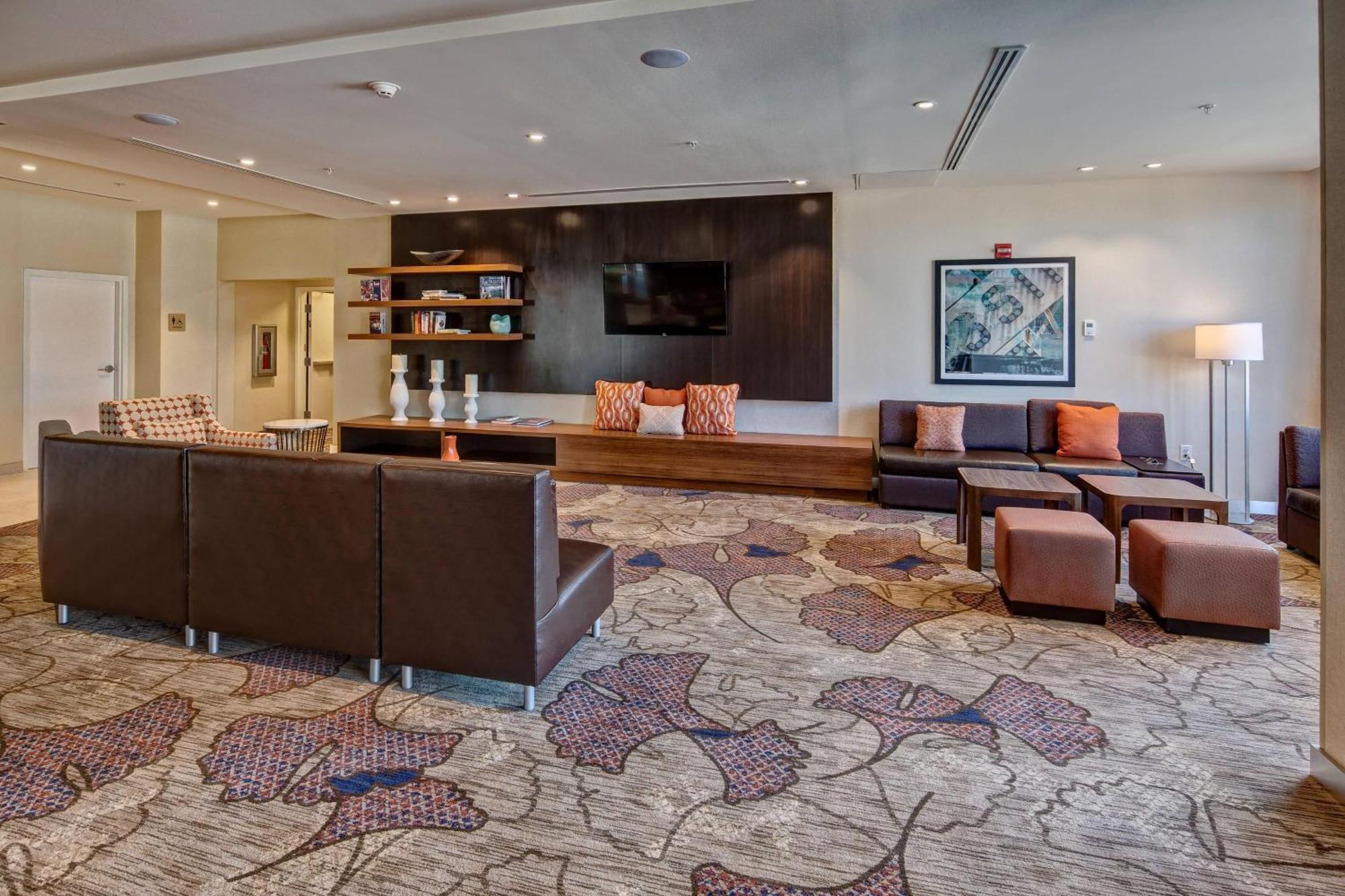Courtyard By Marriott Oxford Hotel Buitenkant foto