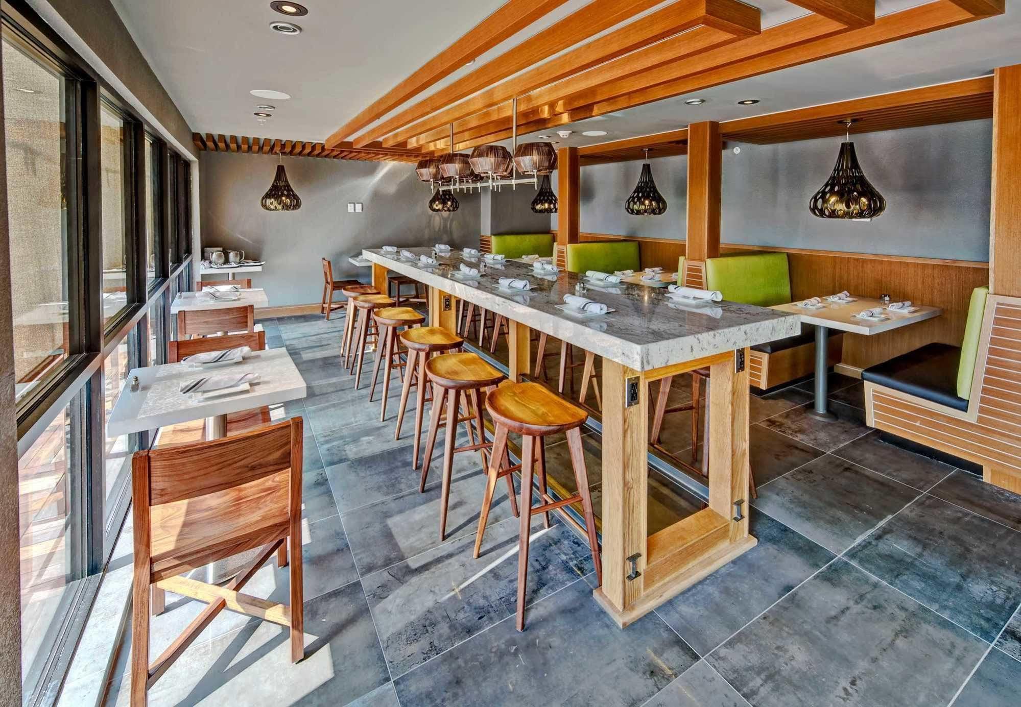 Courtyard By Marriott Oxford Hotel Buitenkant foto